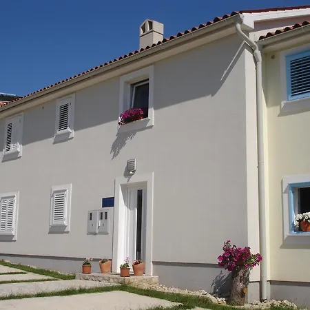 Roza Apartment