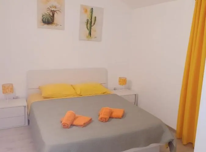 Apartament Roza *