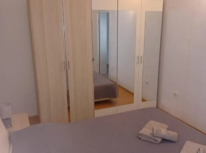 Apartament Roza Cres