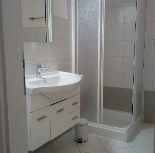 Apartament Roza Cres